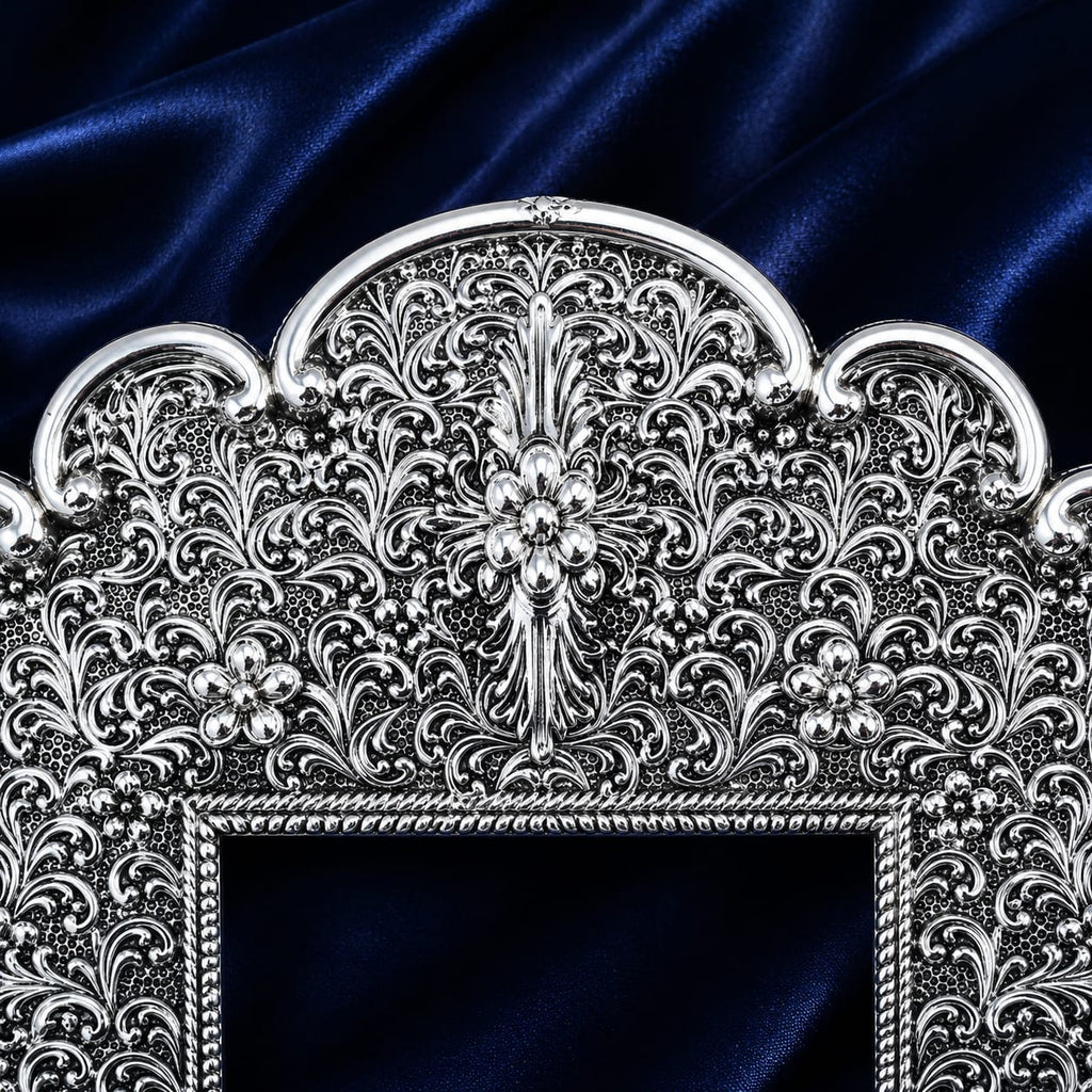 Ambani Frame
