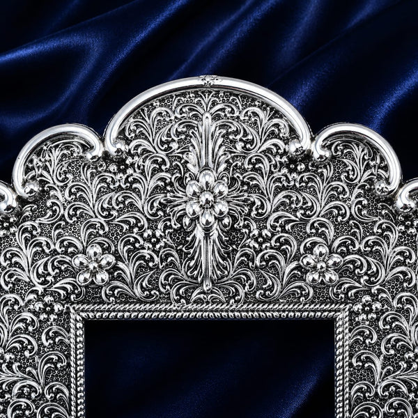 Ambani Frame