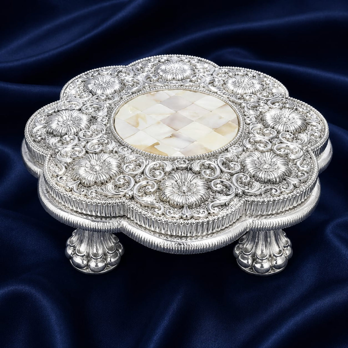 Round Chowki