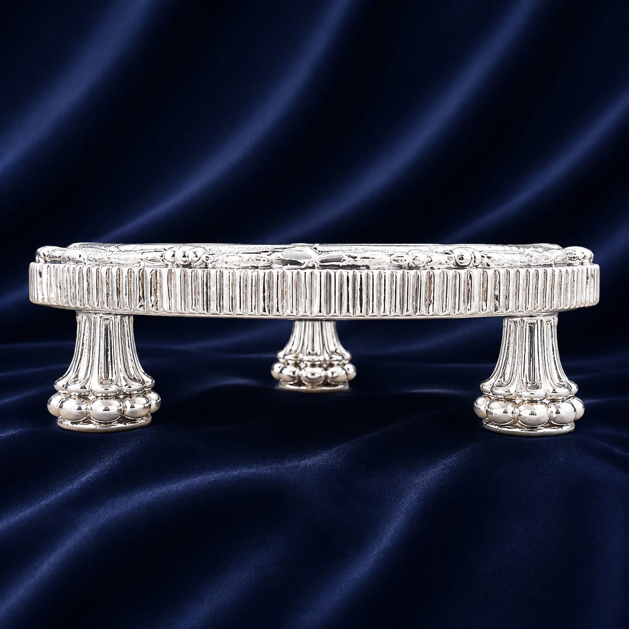 Round Glass Chowki Secondary image