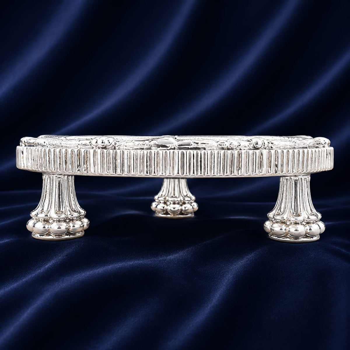 Round Glass Chowki