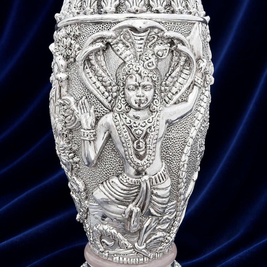 Radha Krishna vase