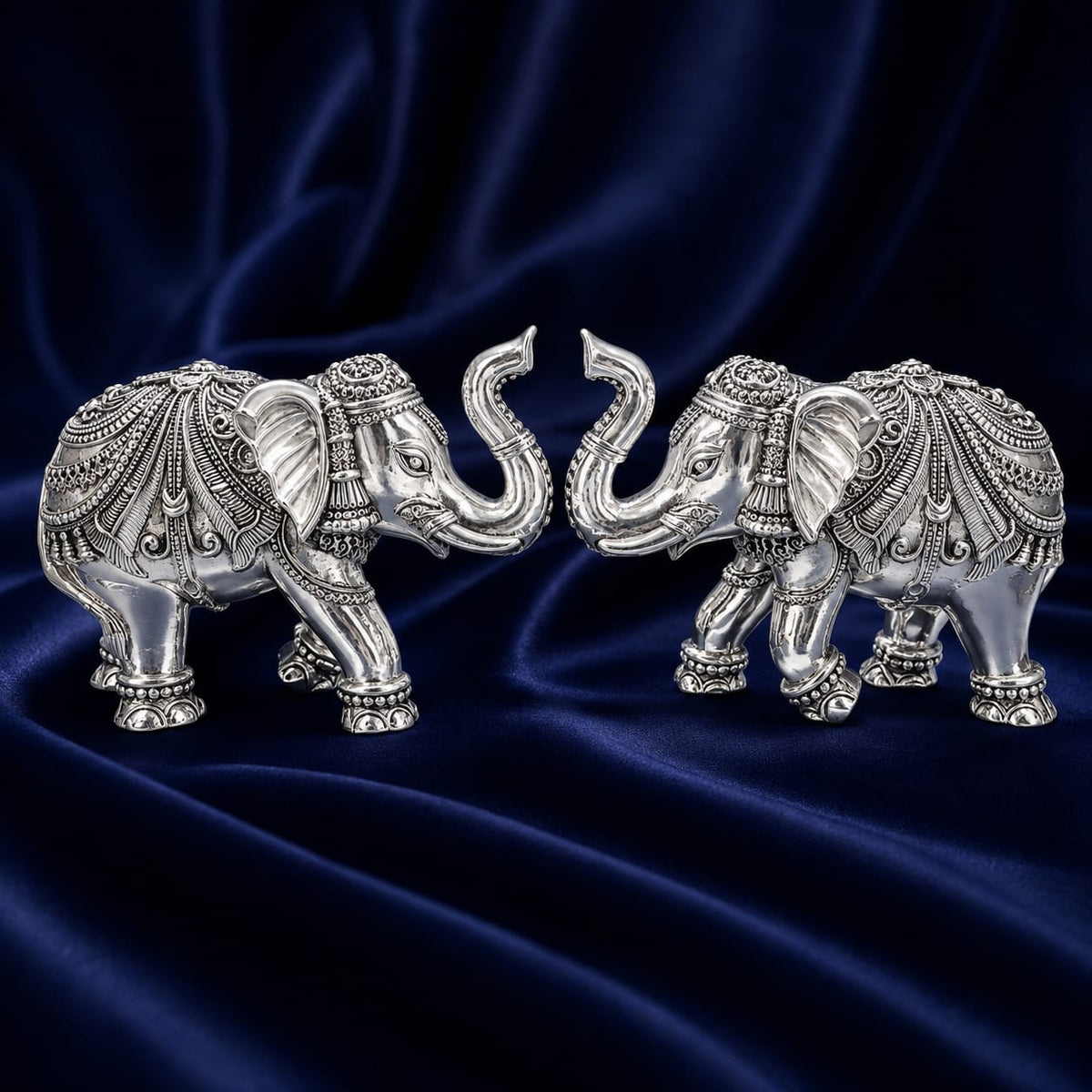 Royal Elephant Pair Main image